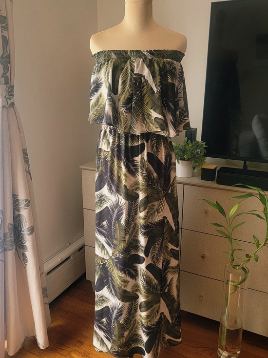 Show Me Your MuMu Other - SHOW ME YOUR MUMU Haci Off Shoulder Palm Leaf Maxi Dress Coverup - Size XS
